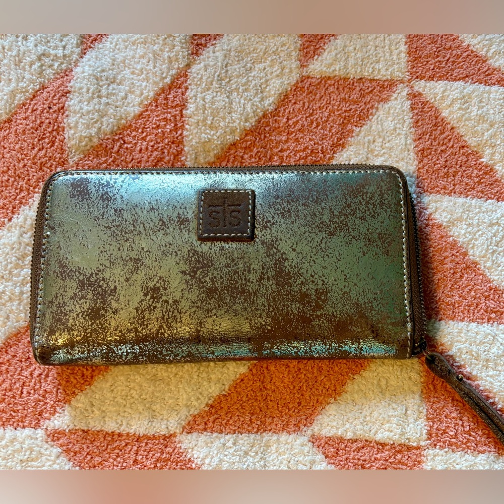 STS Ranchwear Gold Metallic Wallet